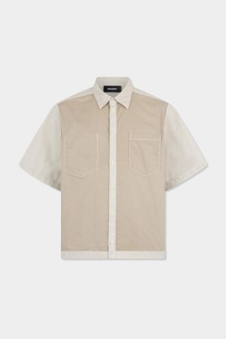 Camicia a maniche corte rovesciata in pantaloncini