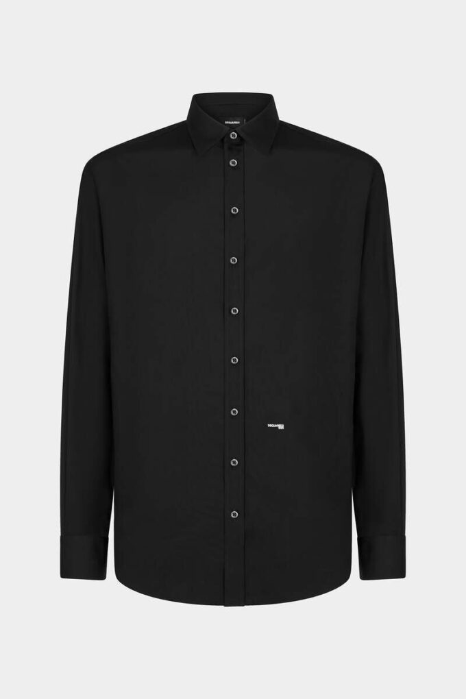 Camicia con spalle scese Camicia con spalle scese