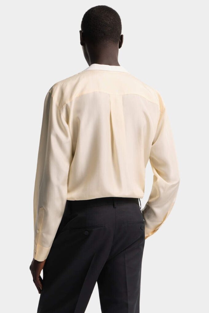 Camicia in seta con spalline scese e papillon Camicia in seta con spalline scese e papillon