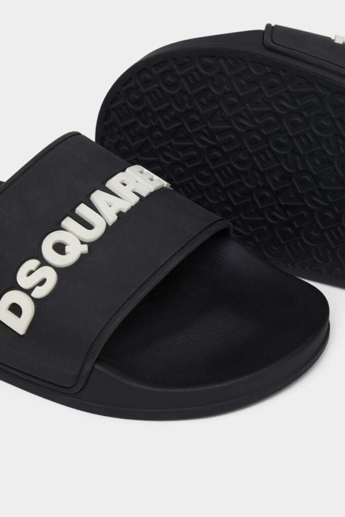 Ciabatte con logo Dsquared2 Ciabatte con logo Dsquared2