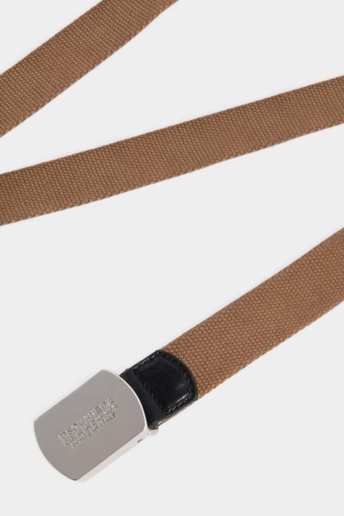 Cintura con placca con logo Dsquared2 Cintura con placca con logo Dsquared2