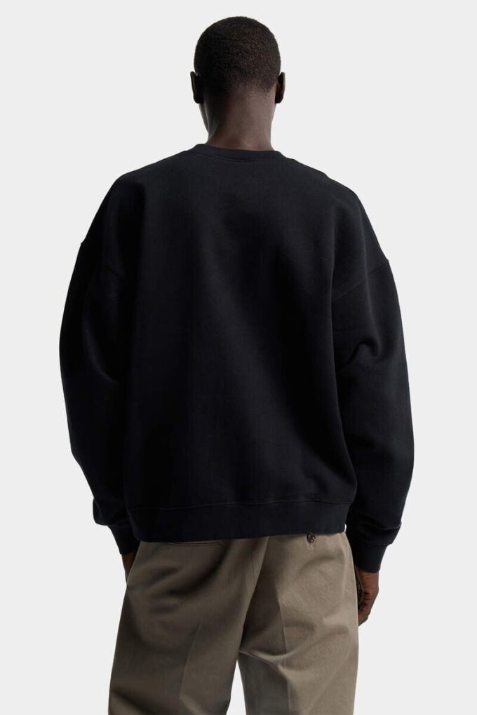 D2 Signature Relax Fit Crewneck D2 Signature Relax Fit Crewneck