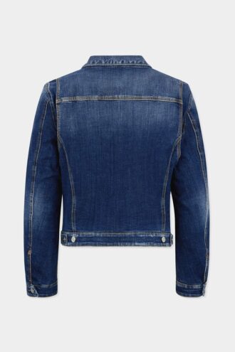 Giacca da fumatore scura sopra una giacca di Jeans Giacca da fumatore scura sopra una giacca di Jeans