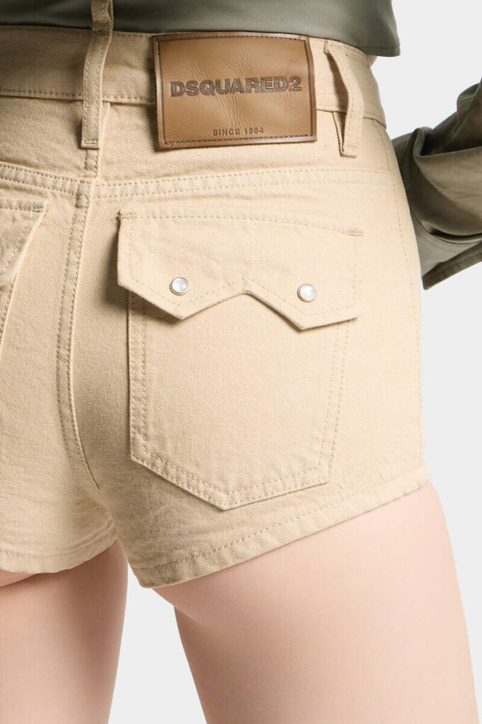 Hot pants a vita alta in denim Oxford Hot pants a vita alta in denim Oxford
