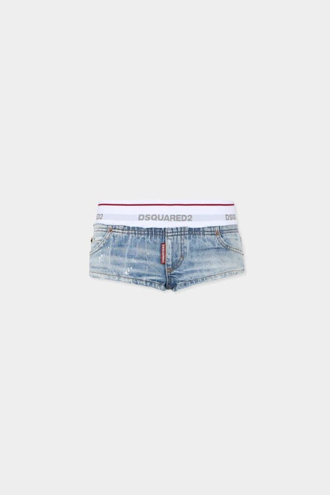 Hot pants in denim chiaro Hot pants in denim chiaro