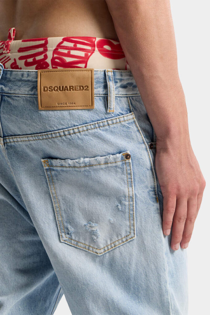 Jeans 642 con lavaggio chiaro Jeans 642 con lavaggio chiaro
