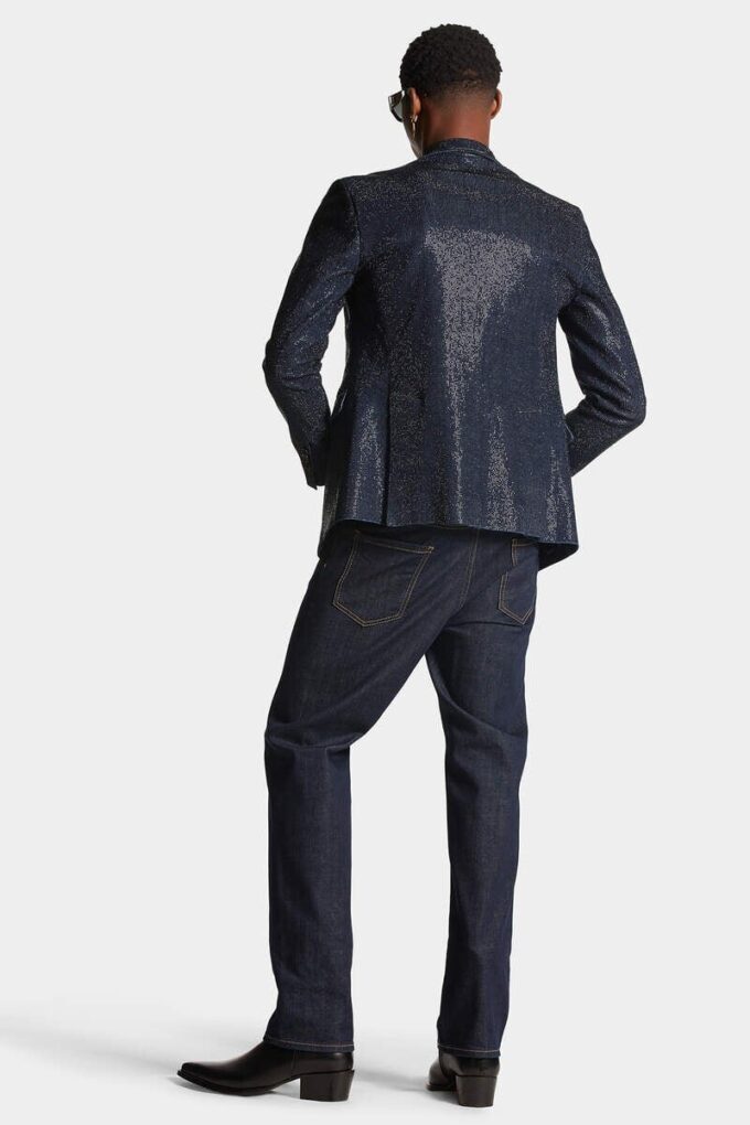 Jeans 642 con lavaggio scuro Jeans 642 con lavaggio scuro