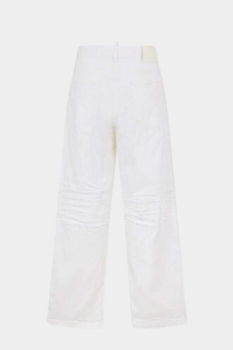 Jeans baggy tinti in capo