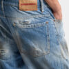 Jeans blu chiaro con effetto sporco Jeans blu chiaro con effetto sporco