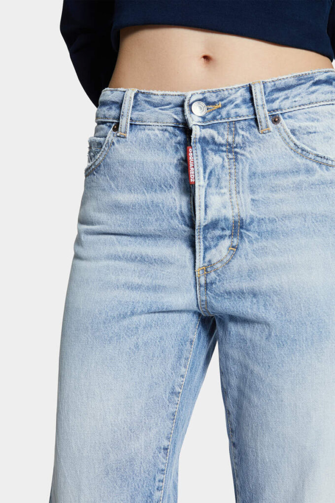 Jeans Boston con lavaggio chiaro Jeans Boston con lavaggio chiaro
