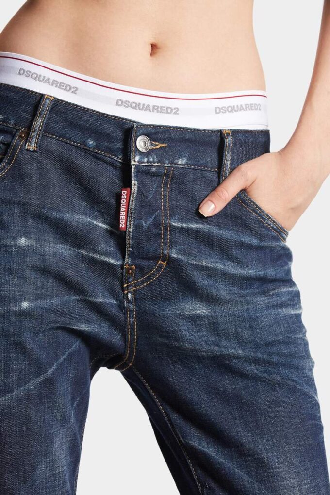 Jeans Cool Girl con lavaggio scuro e pulito Jeans Cool Girl con lavaggio scuro e pulito