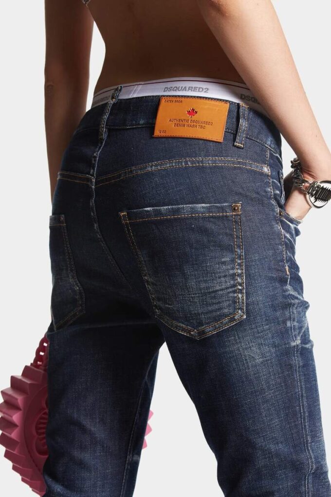 Jeans Cool Girl con lavaggio scuro e pulito Jeans Cool Girl con lavaggio scuro e pulito