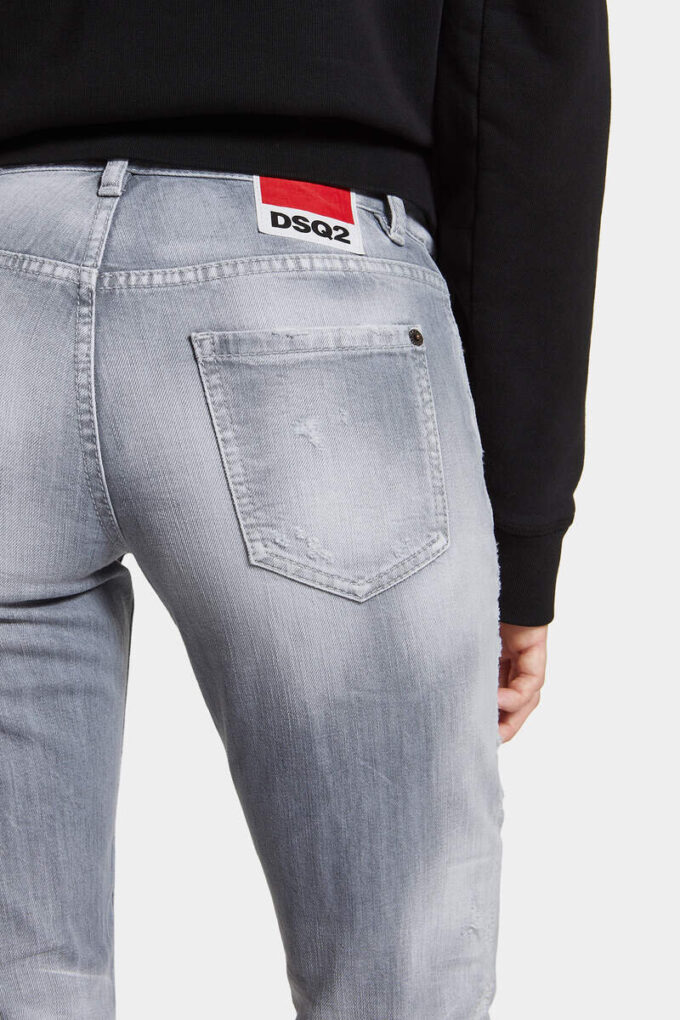Jeans Jennifer a vita media con lavaggio grigio spazzolato Jeans Jennifer a vita media con lavaggio grigio spazzolato