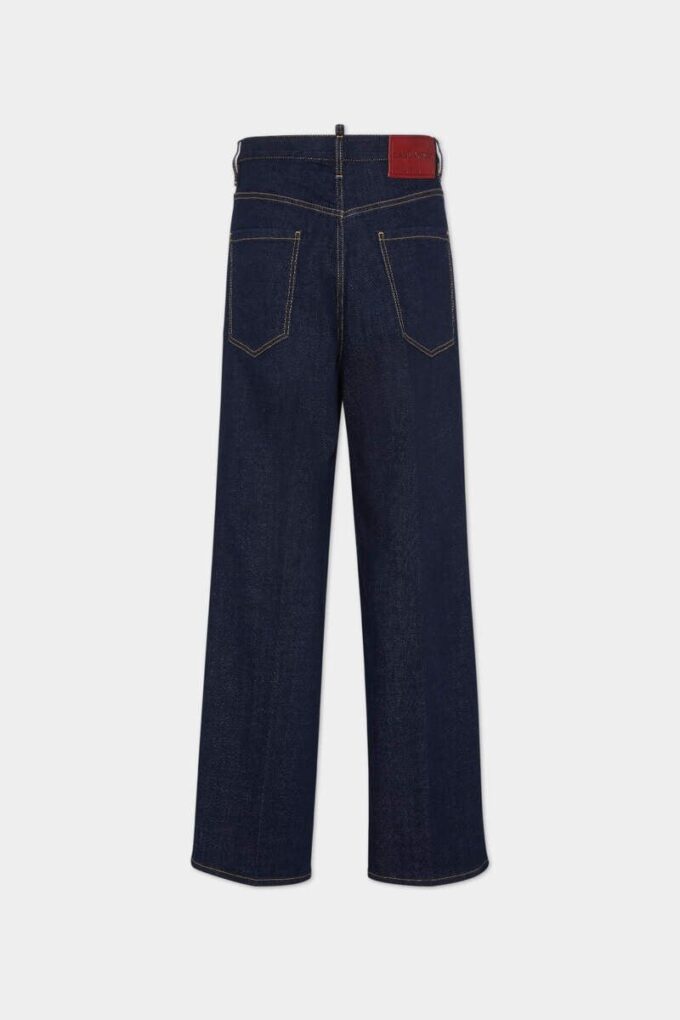 Jeans larghi con lavaggio scuro Jeans larghi con lavaggio scuro