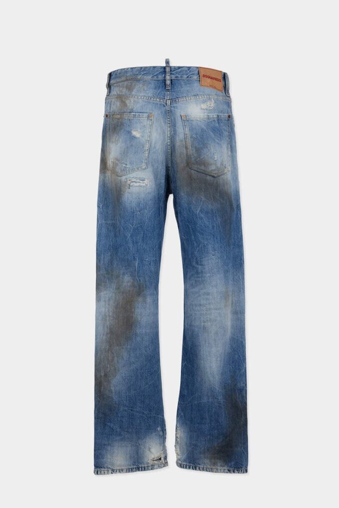 Jeans Loose Twist con lavaggio leggermente sporco Jeans Loose Twist con lavaggio leggermente sporco