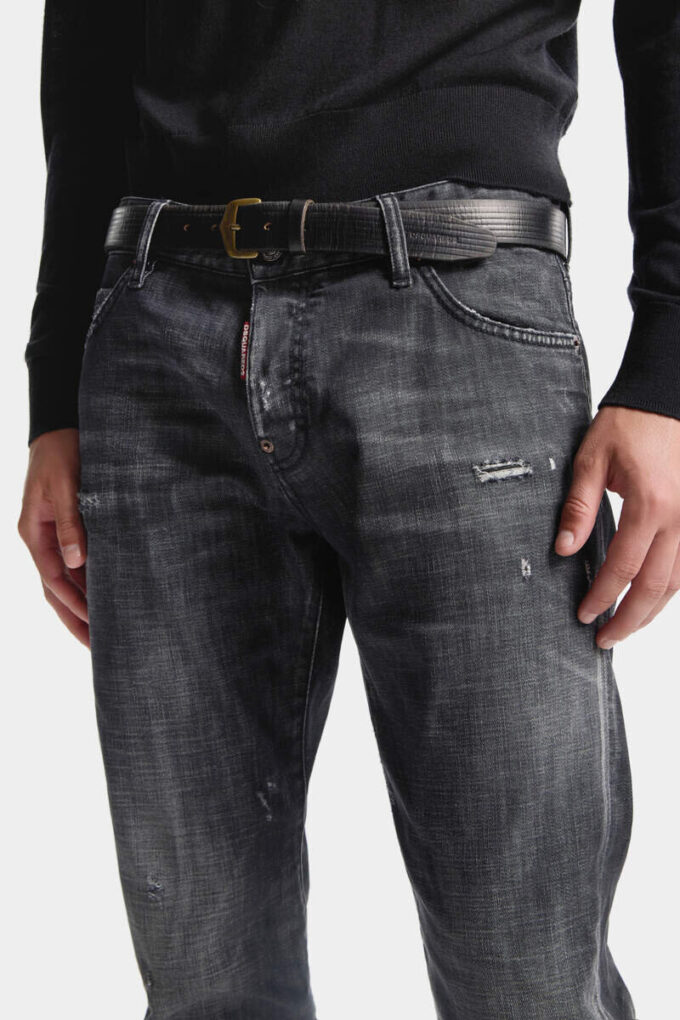 Jeans slim twist con effetto black fog Jeans slim twist con effetto black fog