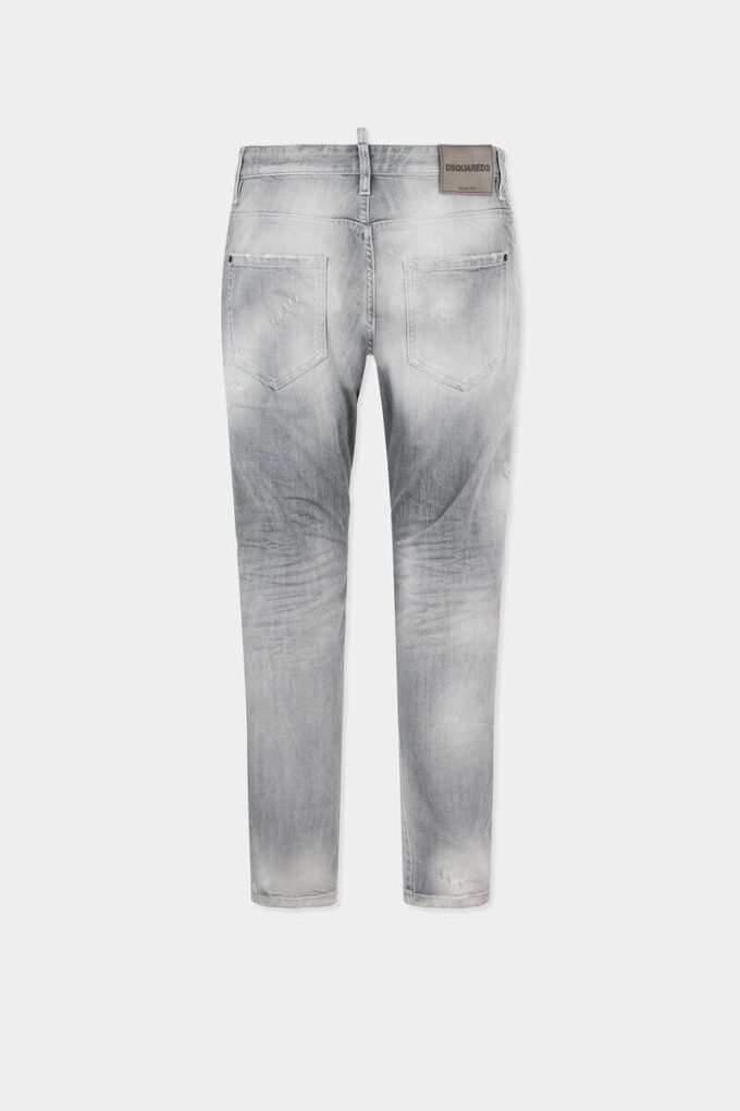Jeans slim twist con lavaggio grigio spazzolato Jeans slim twist con lavaggio grigio spazzolato