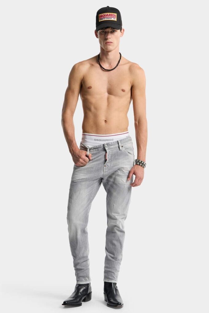 Jeans slim twist con lavaggio grigio spazzolato Jeans slim twist con lavaggio grigio spazzolato