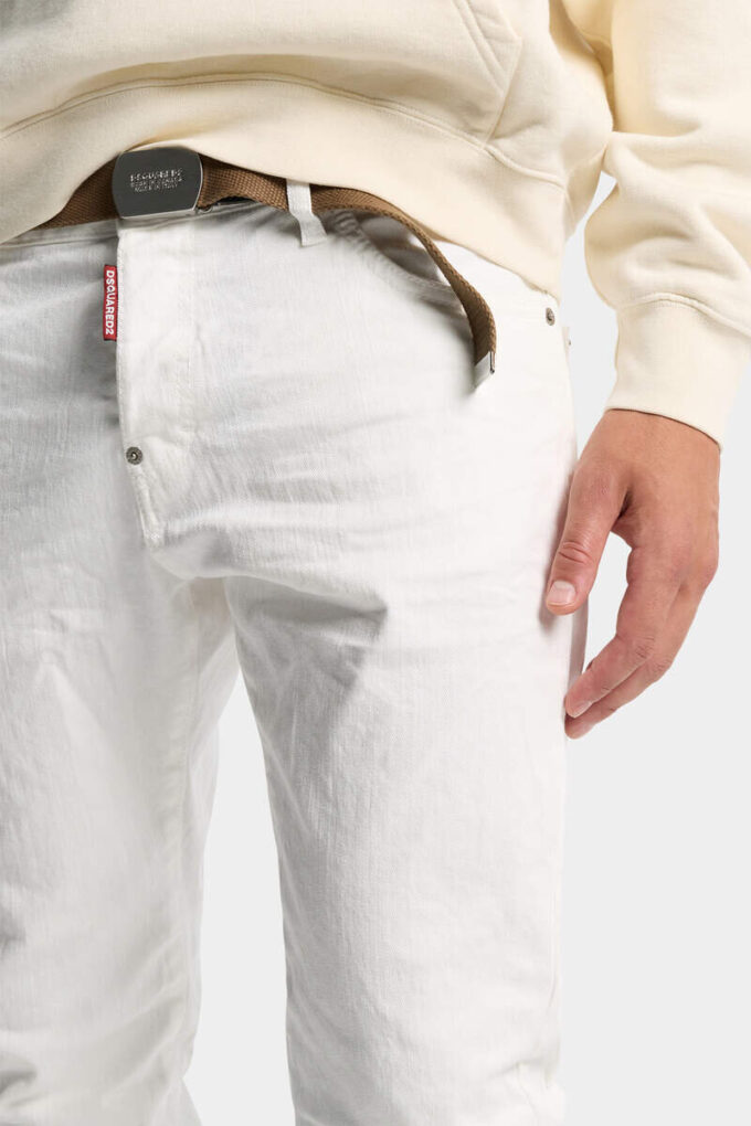Jeans slim twist tinti in capo Jeans slim twist tinti in capo
