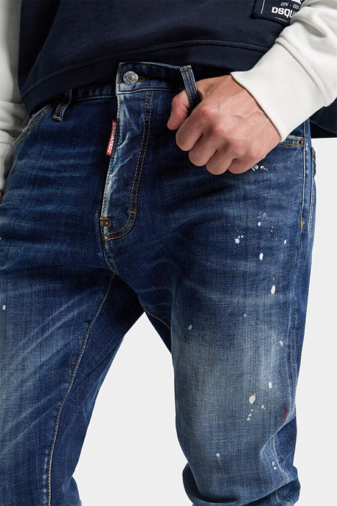 Jeans Teddy con lavaggio a macchie rosse medie Jeans Teddy con lavaggio a macchie rosse medie