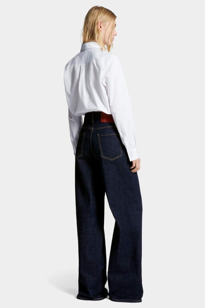 Jeans Traveller con lavaggio scuro Jeans Traveller con lavaggio scuro
