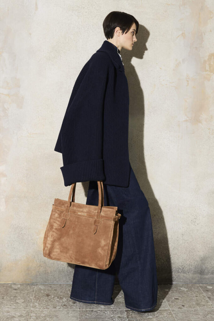 Jeans Traveller con lavaggio scuro Jeans Traveller con lavaggio scuro