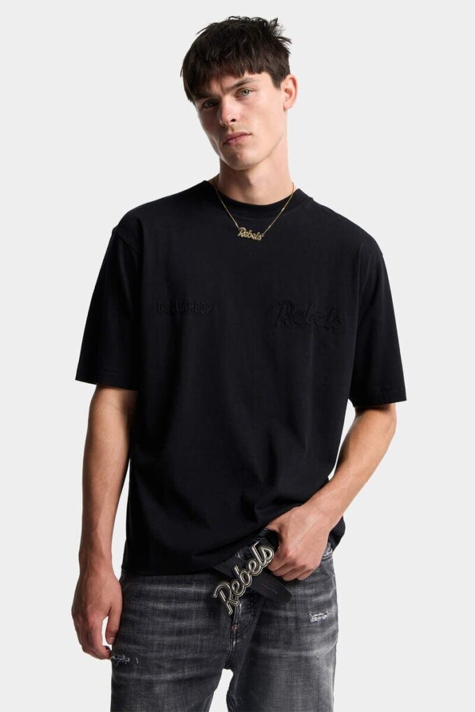 Maglietta Dsquared2 Rebels dalla vestibilità ampia Maglietta Dsquared2 Rebels dalla vestibilità ampia