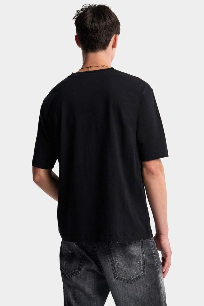 Maglietta Dsquared2 Rebels dalla vestibilità ampia Maglietta Dsquared2 Rebels dalla vestibilità ampia