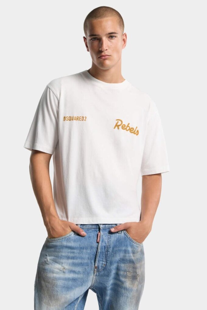 Maglietta Dsquared2 Rebels dalla vestibilità ampia Maglietta Dsquared2 Rebels dalla vestibilità ampia