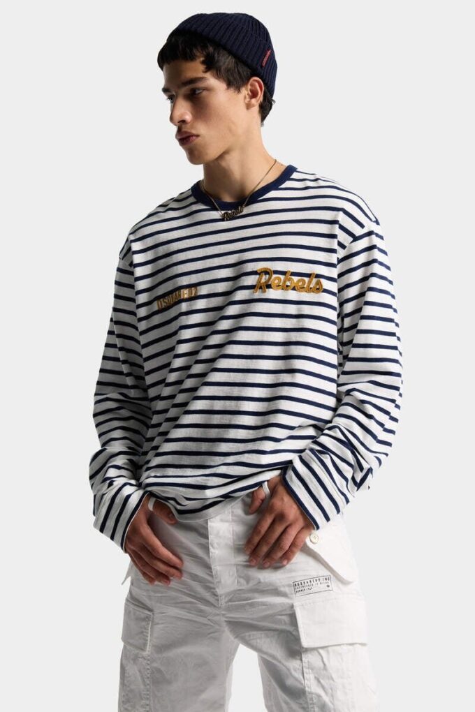 Maglietta Dsquared2 Rebels dalla vestibilità ampia Maglietta Dsquared2 Rebels dalla vestibilità ampia