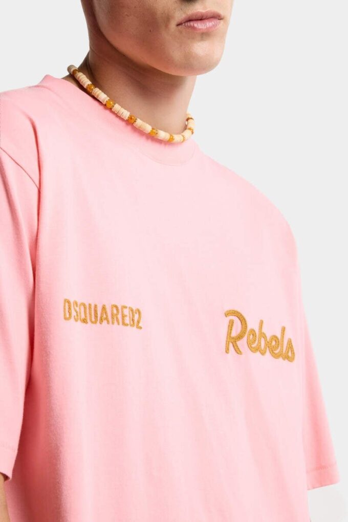 Maglietta Dsquared2 Rebels dalla vestibilità ampia Maglietta Dsquared2 Rebels dalla vestibilità ampia