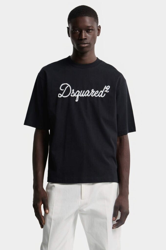 Maglietta Dsquared2 ricamata dalla vestibilità ampia Maglietta Dsquared2 ricamata dalla vestibilità ampia