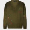 Maglione con scollo a V e scarabocchi fatti a mano Maglione con scollo a V e scarabocchi fatti a mano