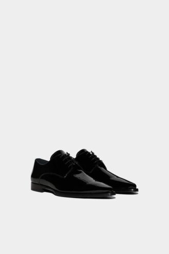 Nuove scarpe stringate punk