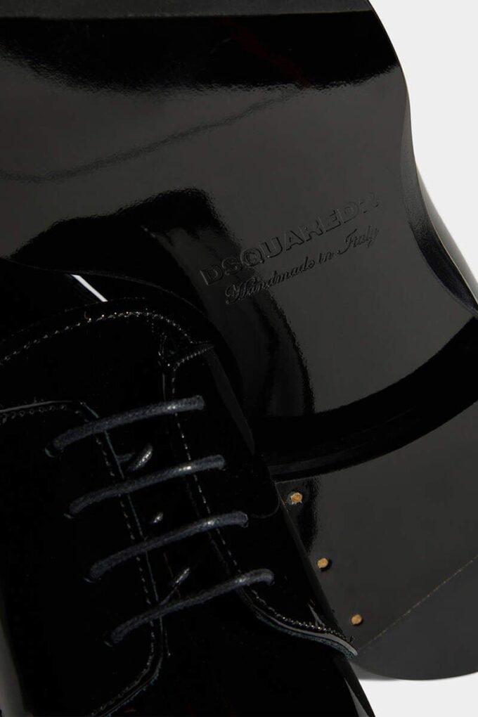 Nuove scarpe stringate punk Nuove scarpe stringate punk
