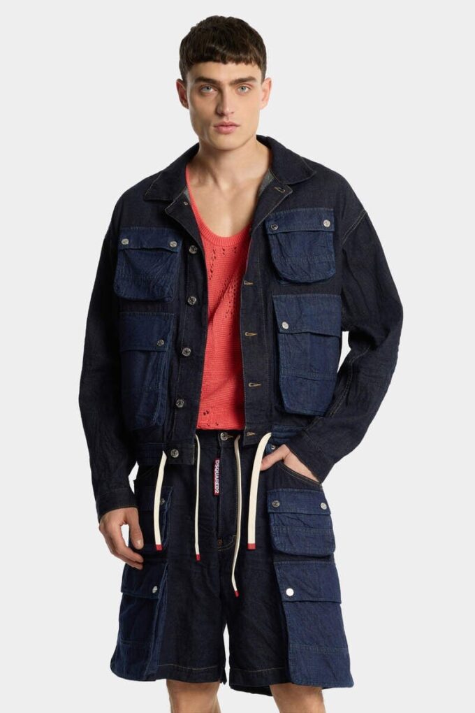 Pantaloncini con lavaggio scuro Pantaloncini con lavaggio scuro