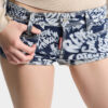 Pantaloncini Rebel Hibiscus con lavaggio Dark Flower Pantaloncini Rebel Hibiscus con lavaggio Dark Flower