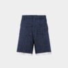 Pantaloncini strappati e dal taglio grezzo Pantaloncini strappati e dal taglio grezzo