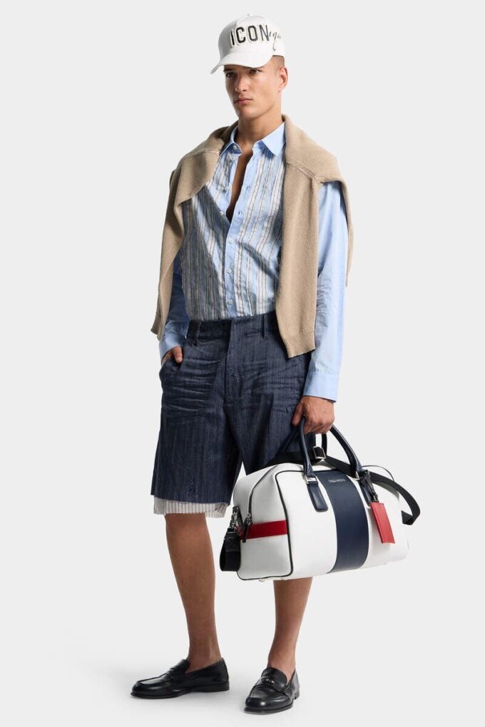 Pantaloncini strappati e dal taglio grezzo Pantaloncini strappati e dal taglio grezzo