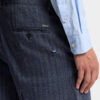 Pantaloncini strappati e dal taglio grezzo Pantaloncini strappati e dal taglio grezzo