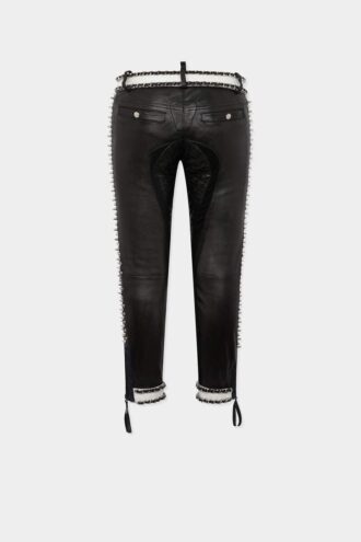 Pantaloni da motociclista chic e ribelli Pantaloni da motociclista chic e ribelli
