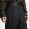 Pantaloni da sera con una piega