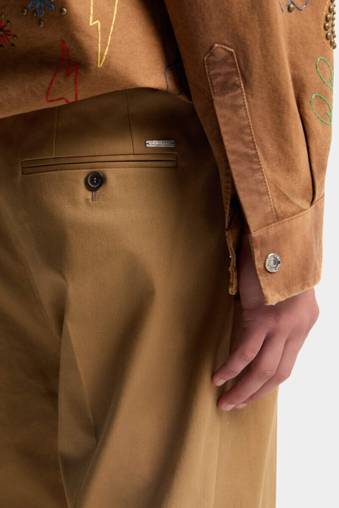 Pantaloni dritti sartoriali in cotone Pantaloni dritti sartoriali in cotone