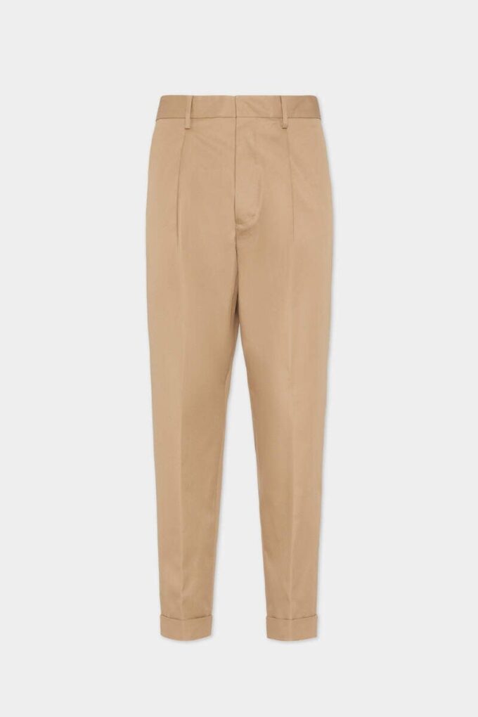 Pantaloni in cotone con una piega