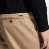 Pantaloni in cotone con una piega