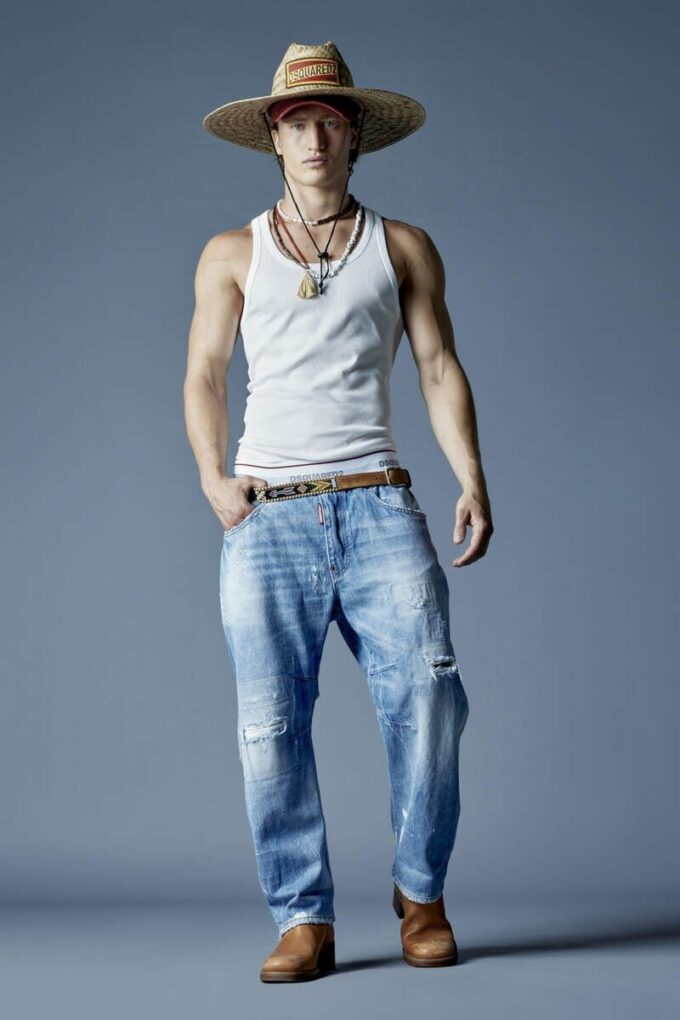 Pantaloni jogger in denim lavaggio chiaro Pantaloni jogger in denim lavaggio chiaro