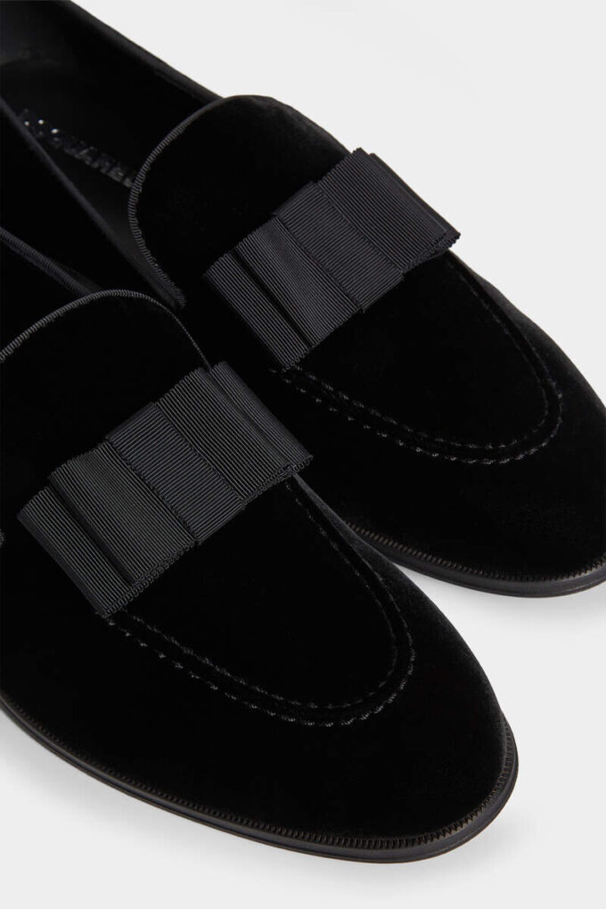 Pantofole neoclassiche Pantofole neoclassiche