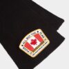 Sciarpa lavorata a maglia con bandiera canadese Sciarpa lavorata a maglia con bandiera canadese