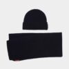 Set sciarpa e cappello in maglia calda Set sciarpa e cappello in maglia calda