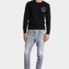 Skater Jean con lavaggio grigio spazzolato Skater Jean con lavaggio grigio spazzolato